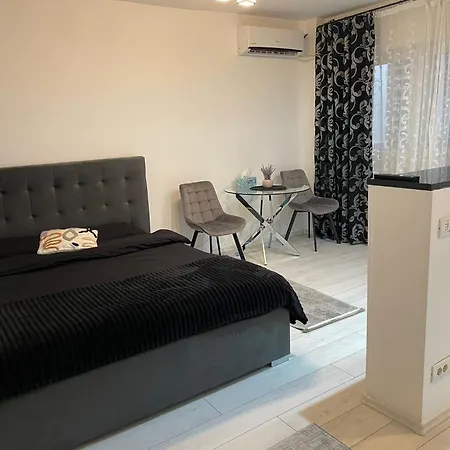 Fancy Arena Nationala 부쿠레슈티